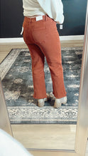 Load image into Gallery viewer, Acid Wash Frayed Cutoff Pants | Rust
