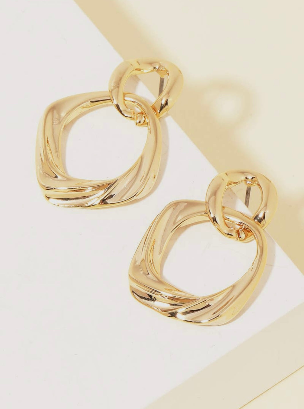 Metallic Warpped Circle Link Drop Earrings | Gold