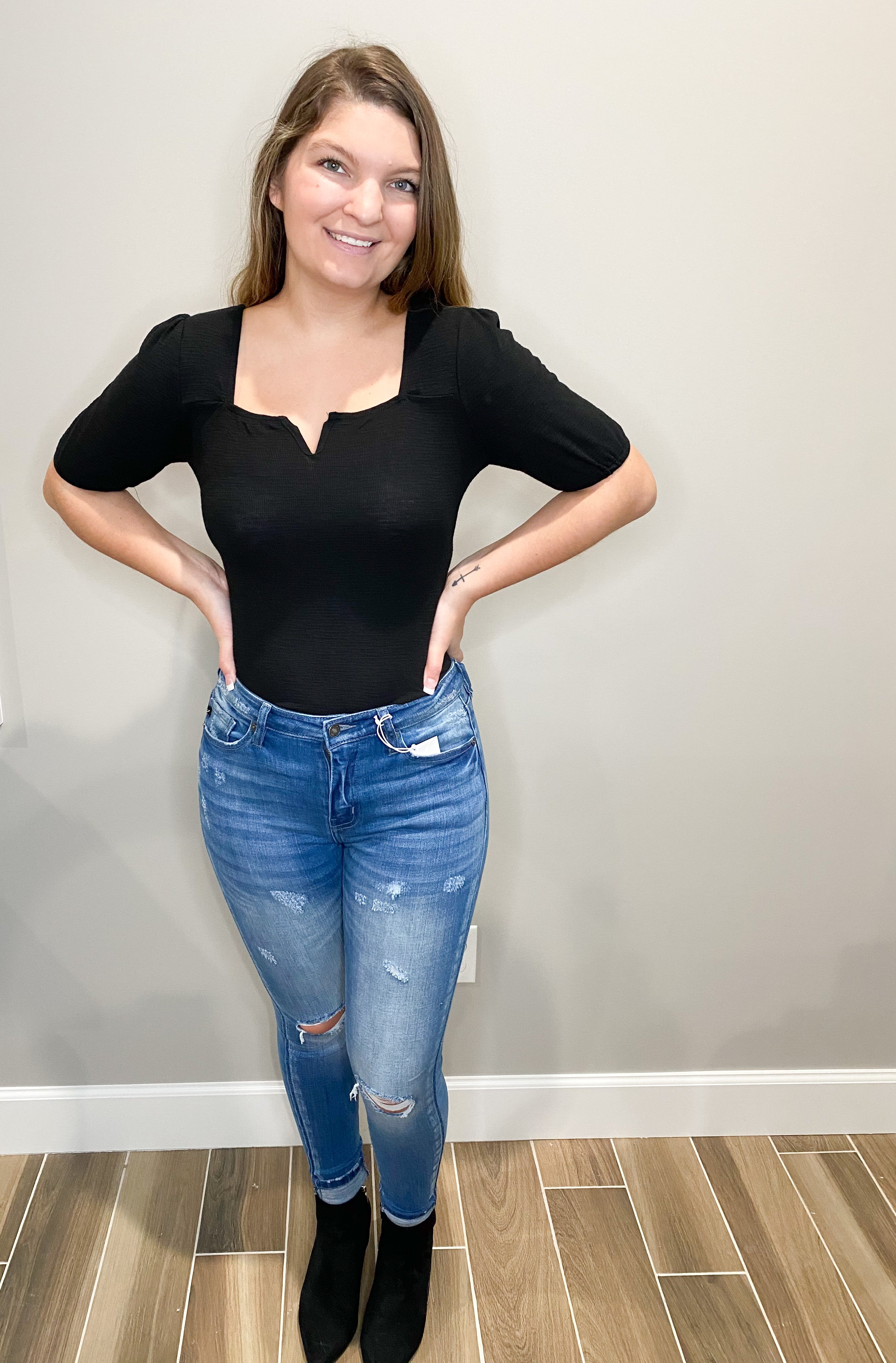 Whitney Bodysuit  Black – Carly Mae