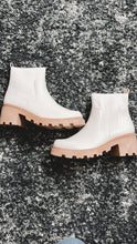 Load image into Gallery viewer, Britton Platform Bootie | Taupe
