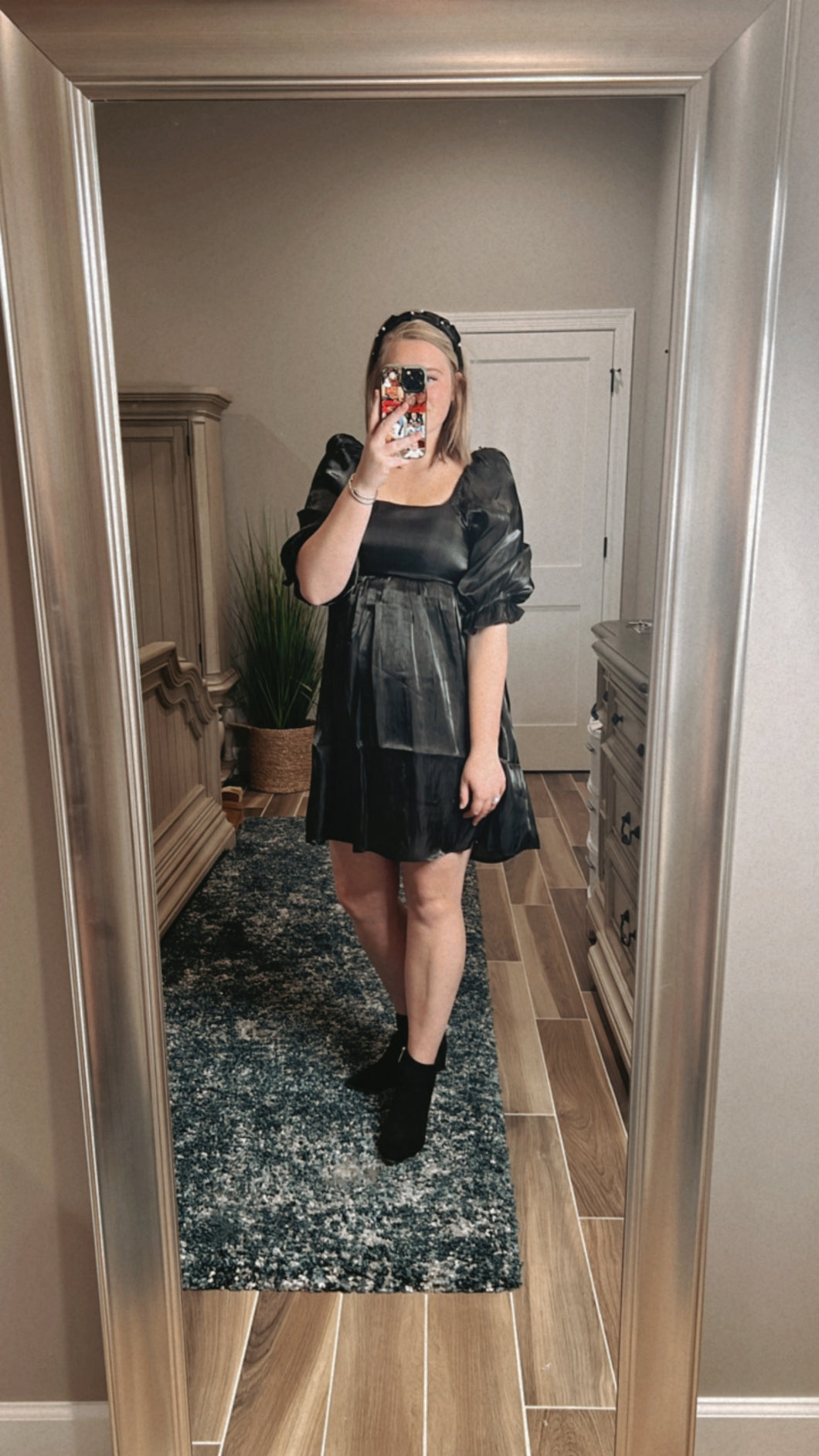 Lainey Satin Babydoll Dress | Black