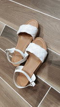 Load image into Gallery viewer, Clara Sandals | White

